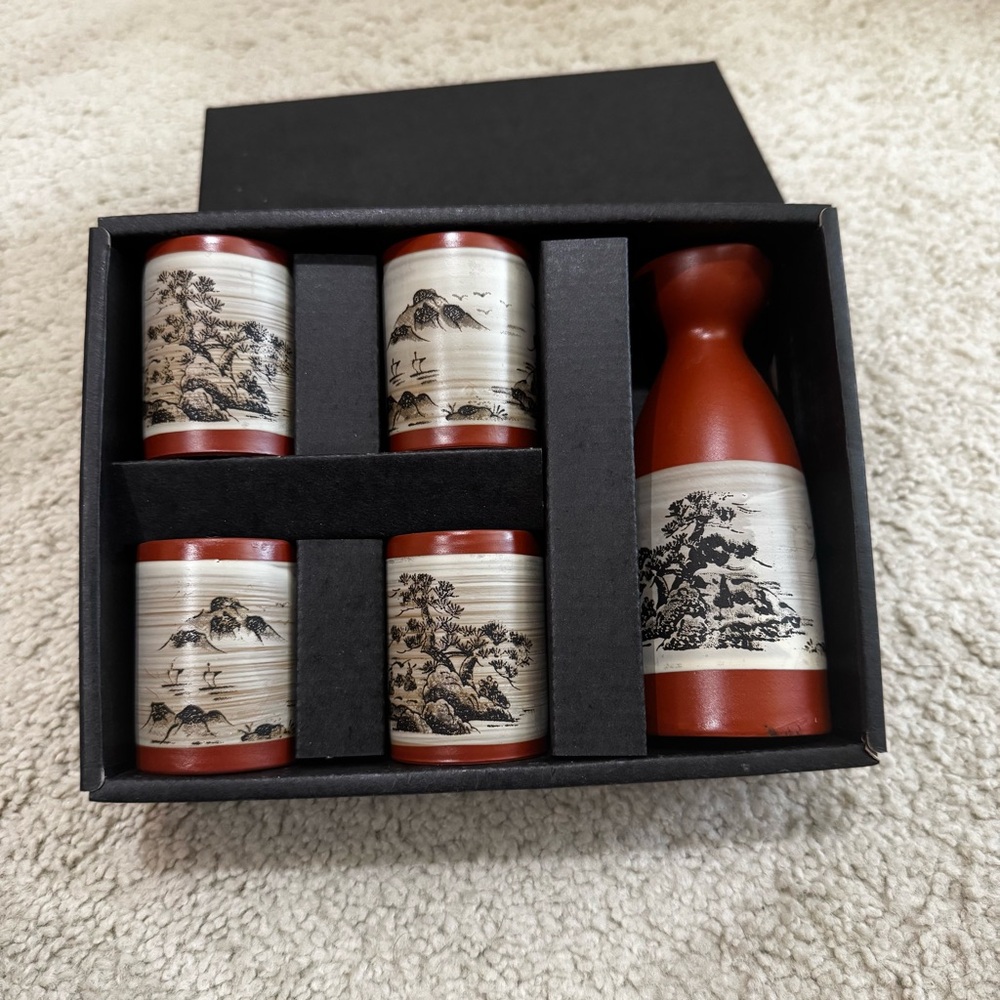 Vintage Japanese Ceramic Sake Set 5pc Tokkuri Bottle Ochoko Cups Made in Japan
